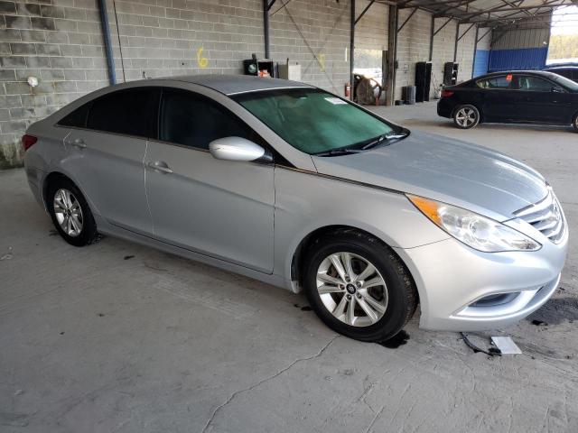 Photo 3 VIN: 5NPEB4AC3CH401145 - HYUNDAI SONATA 