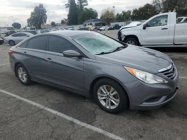 Photo 3 VIN: 5NPEB4AC3CH401176 - HYUNDAI SONATA GLS 