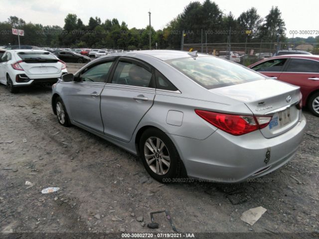 Photo 2 VIN: 5NPEB4AC3CH401680 - HYUNDAI SONATA 