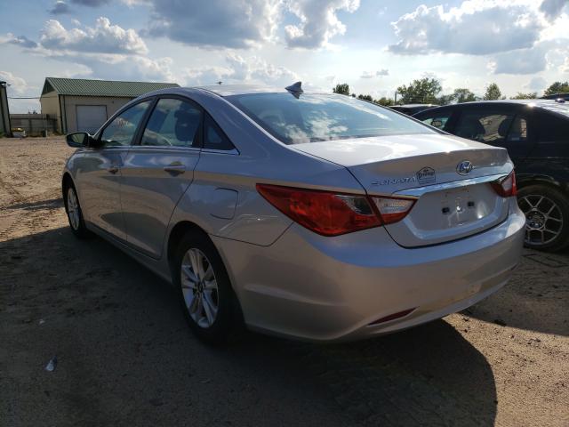 Photo 2 VIN: 5NPEB4AC3CH405891 - HYUNDAI SONATA GLS 