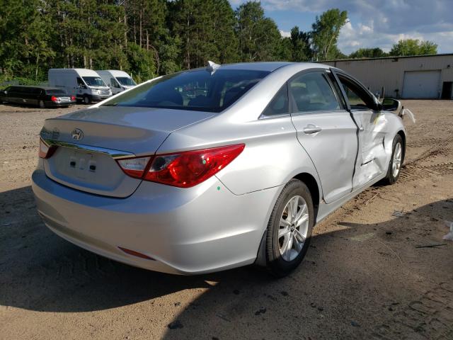 Photo 3 VIN: 5NPEB4AC3CH405891 - HYUNDAI SONATA GLS 