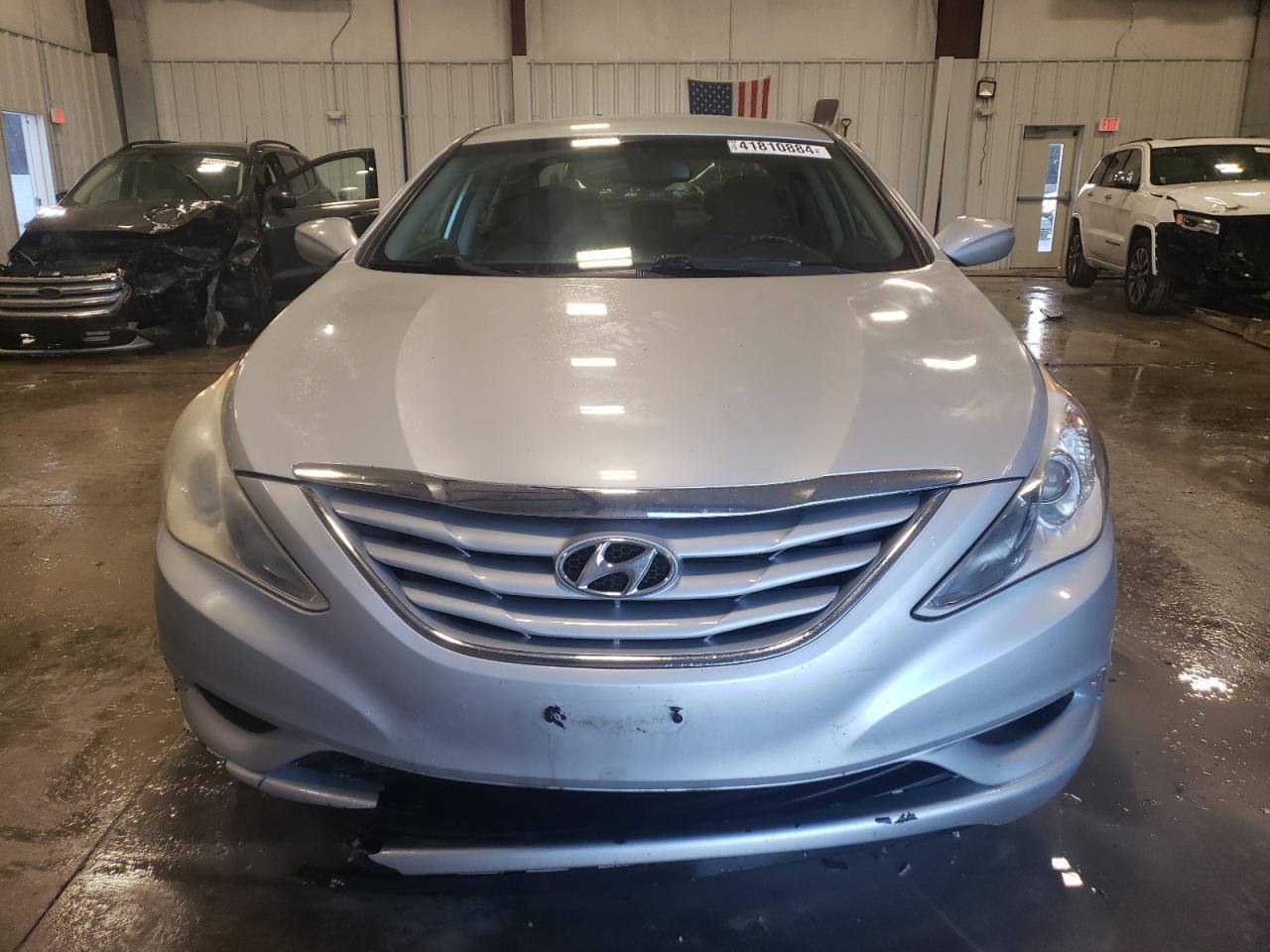 Photo 4 VIN: 5NPEB4AC3CH410234 - HYUNDAI SONATA 