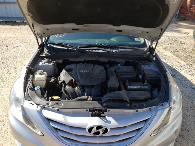 Photo 6 VIN: 5NPEB4AC3CH423159 - HYUNDAI SONATA GLS 