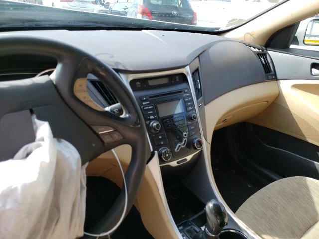 Photo 8 VIN: 5NPEB4AC3CH426496 - HYUNDAI SONATA GLS 