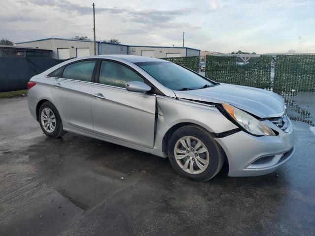 Photo 3 VIN: 5NPEB4AC3CH437112 - HYUNDAI SONATA 