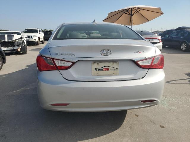 Photo 5 VIN: 5NPEB4AC3CH439801 - HYUNDAI SONATA GLS 