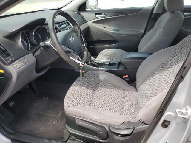 Photo 6 VIN: 5NPEB4AC3CH439801 - HYUNDAI SONATA GLS 