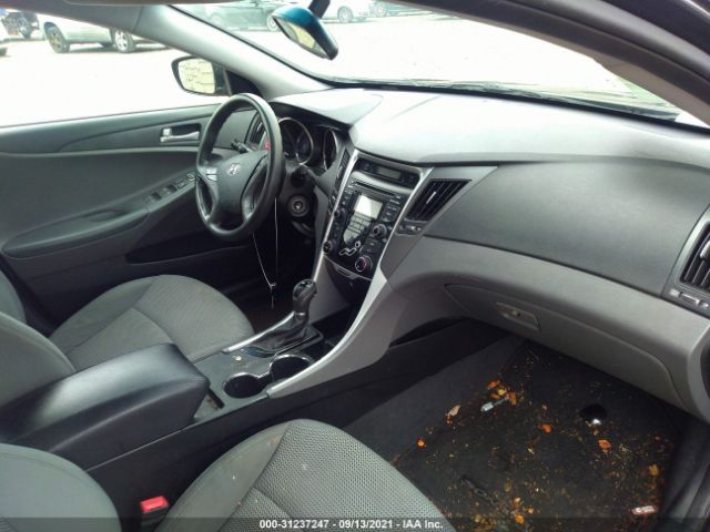 Photo 4 VIN: 5NPEB4AC3CH441029 - HYUNDAI SONATA 