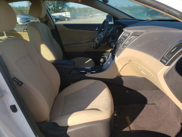 Photo 4 VIN: 5NPEB4AC3CH445422 - HYUNDAI SONATA GLS 