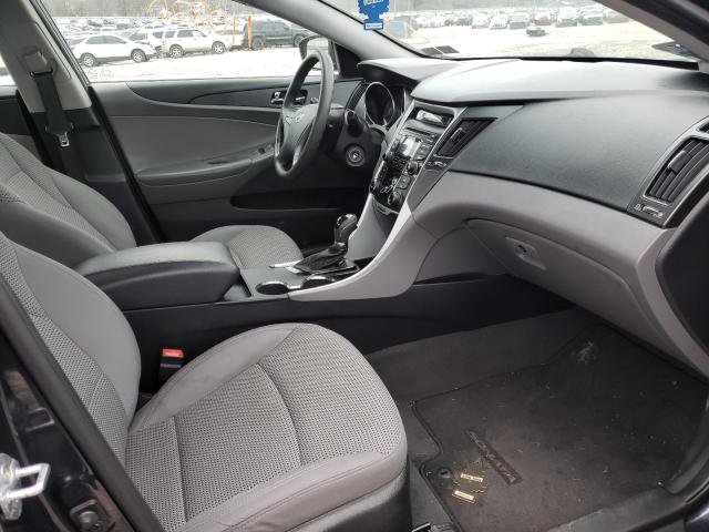 Photo 4 VIN: 5NPEB4AC3CH447915 - HYUNDAI SONATA GLS 