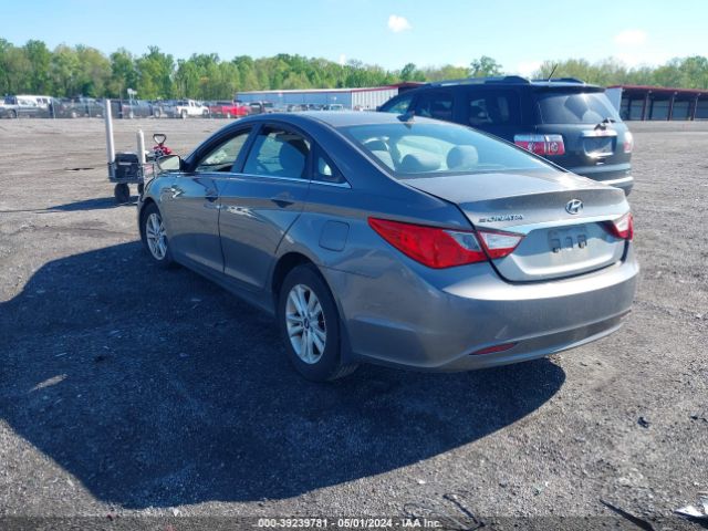 Photo 2 VIN: 5NPEB4AC3CH448661 - HYUNDAI SONATA 