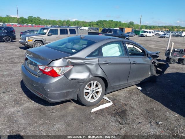 Photo 3 VIN: 5NPEB4AC3CH448661 - HYUNDAI SONATA 