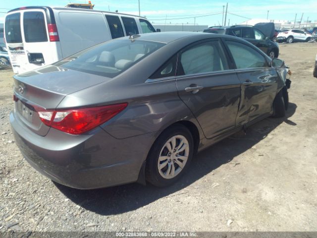 Photo 3 VIN: 5NPEB4AC3CH450538 - HYUNDAI SONATA 