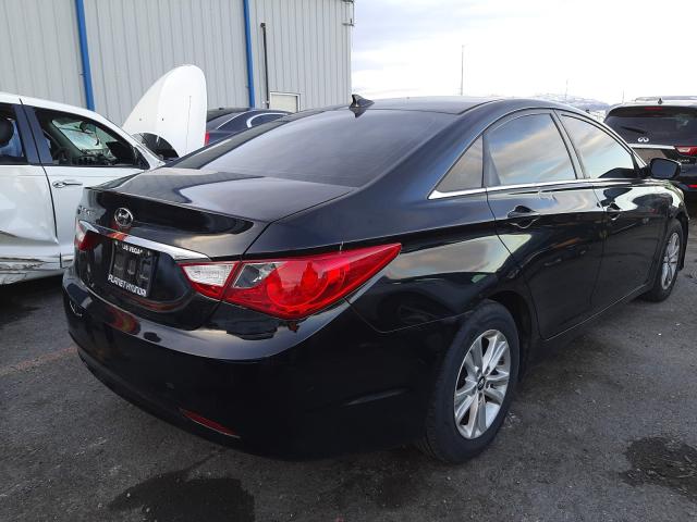 Photo 3 VIN: 5NPEB4AC3CH458400 - HYUNDAI SONATA GLS 