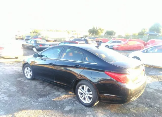 Photo 2 VIN: 5NPEB4AC3CH465282 - HYUNDAI SONATA 