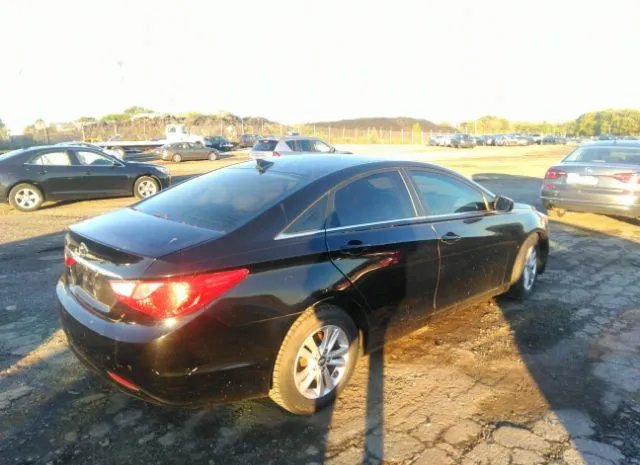 Photo 3 VIN: 5NPEB4AC3CH465282 - HYUNDAI SONATA 