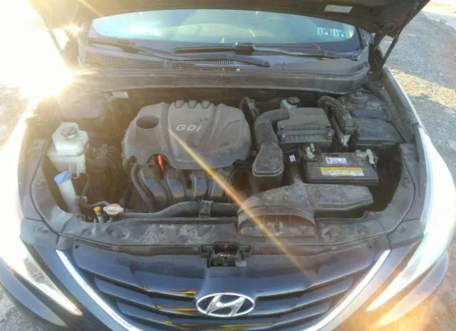 Photo 9 VIN: 5NPEB4AC3CH465282 - HYUNDAI SONATA 