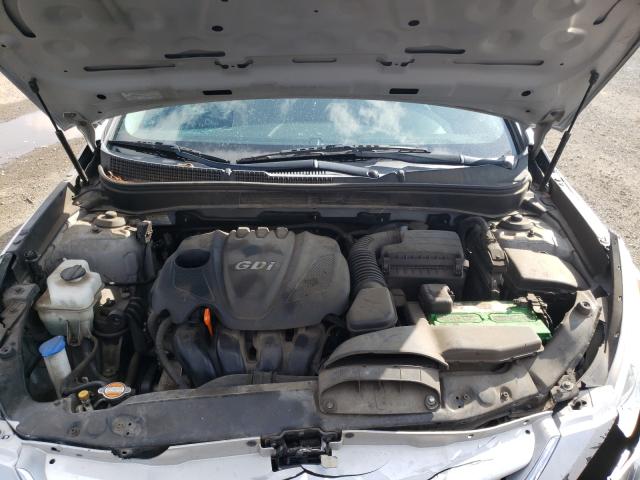 Photo 6 VIN: 5NPEB4AC3CH466819 - HYUNDAI SONATA GLS 