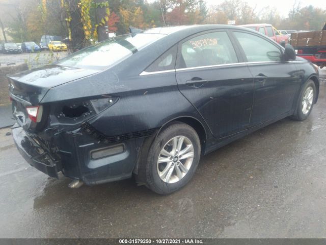 Photo 3 VIN: 5NPEB4AC3CH472605 - HYUNDAI SONATA 