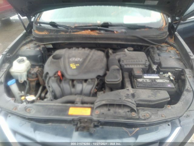 Photo 9 VIN: 5NPEB4AC3CH472605 - HYUNDAI SONATA 