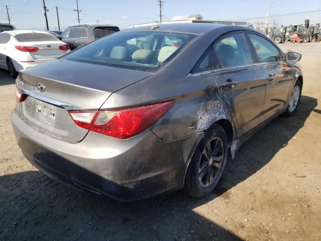 Photo 3 VIN: 5NPEB4AC3CH478596 - HYUNDAI SONATA GLS 