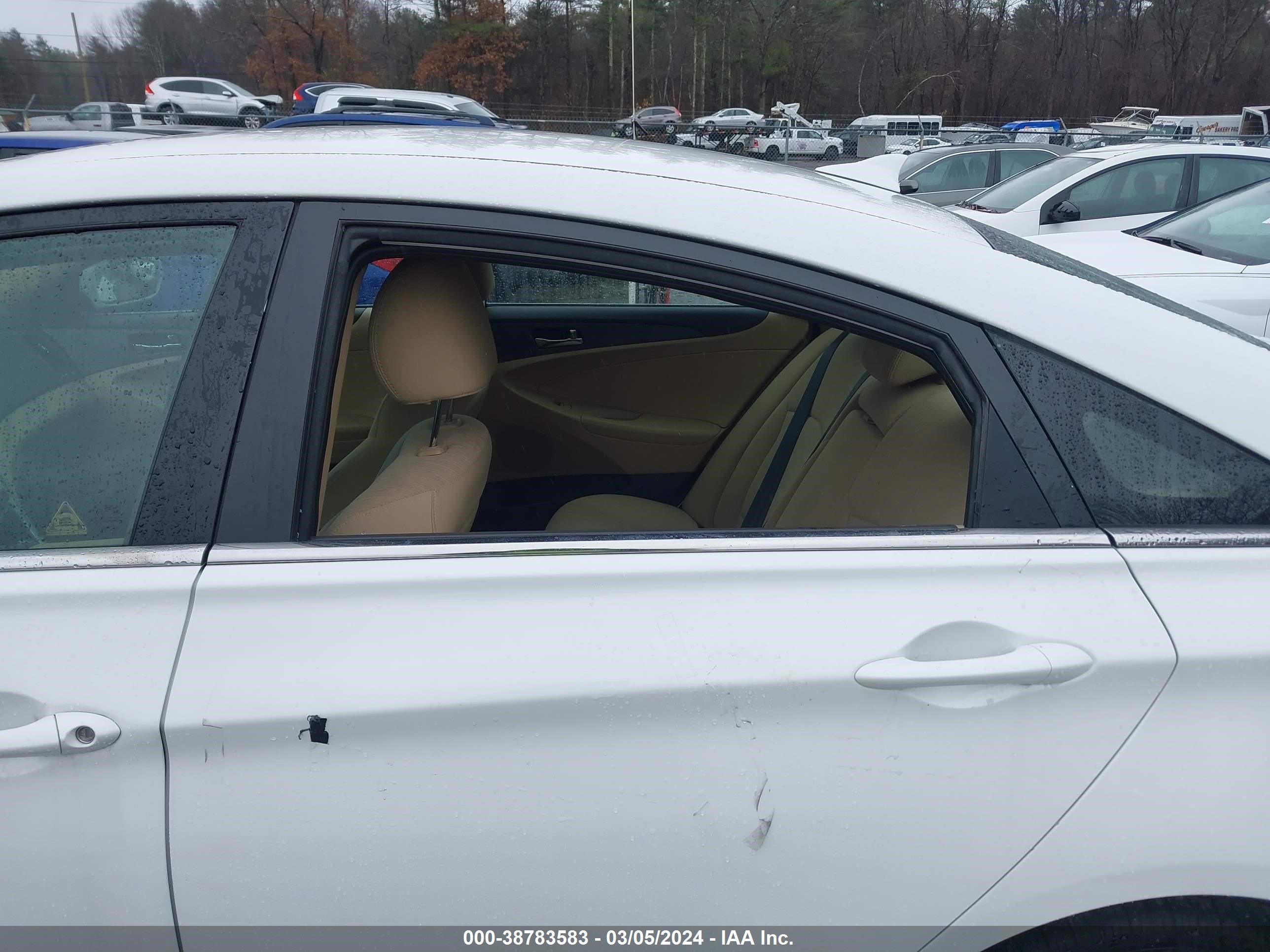 Photo 5 VIN: 5NPEB4AC3CH479599 - HYUNDAI SONATA 