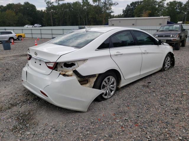 Photo 3 VIN: 5NPEB4AC3CH487153 - HYUNDAI SONATA GLS 