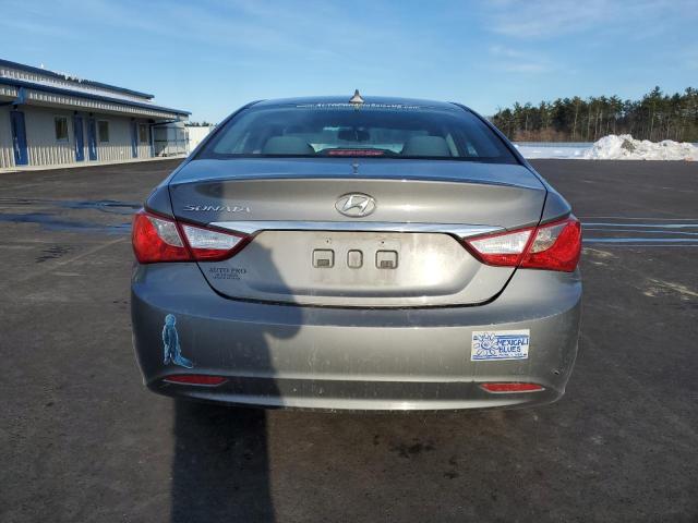 Photo 5 VIN: 5NPEB4AC3CH492806 - HYUNDAI SONATA GLS 