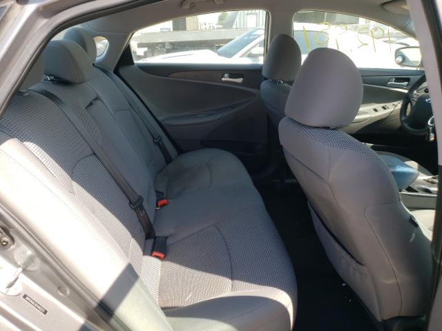 Photo 5 VIN: 5NPEB4AC3CH493373 - HYUNDAI SONATA GLS 