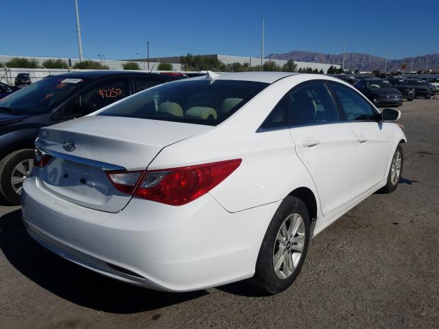 Photo 3 VIN: 5NPEB4AC3CH496595 - HYUNDAI SONATA GLS 