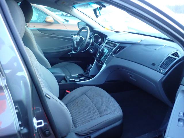 Photo 4 VIN: 5NPEB4AC3DH511372 - HYUNDAI SONATA 