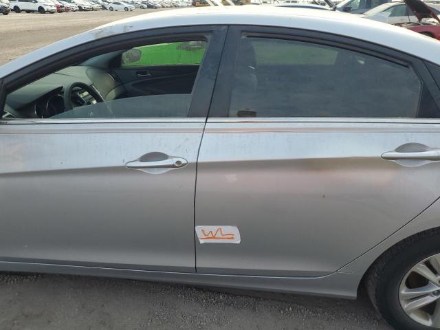 Photo 11 VIN: 5NPEB4AC3DH520976 - HYUNDAI SONATA GLS 