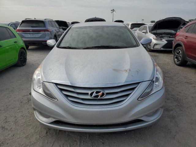 Photo 4 VIN: 5NPEB4AC3DH520976 - HYUNDAI SONATA GLS 