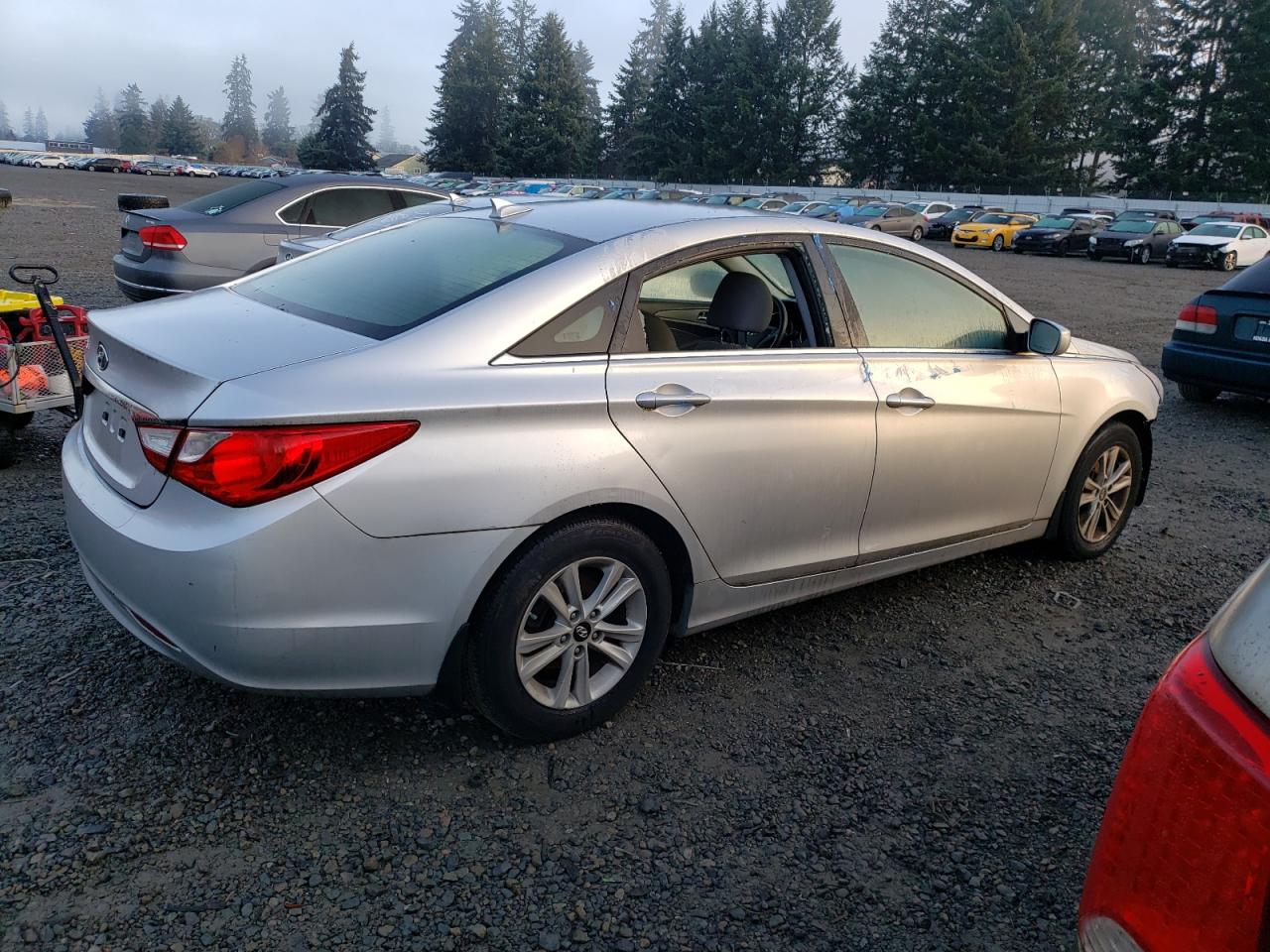 Photo 2 VIN: 5NPEB4AC3DH542492 - HYUNDAI SONATA 