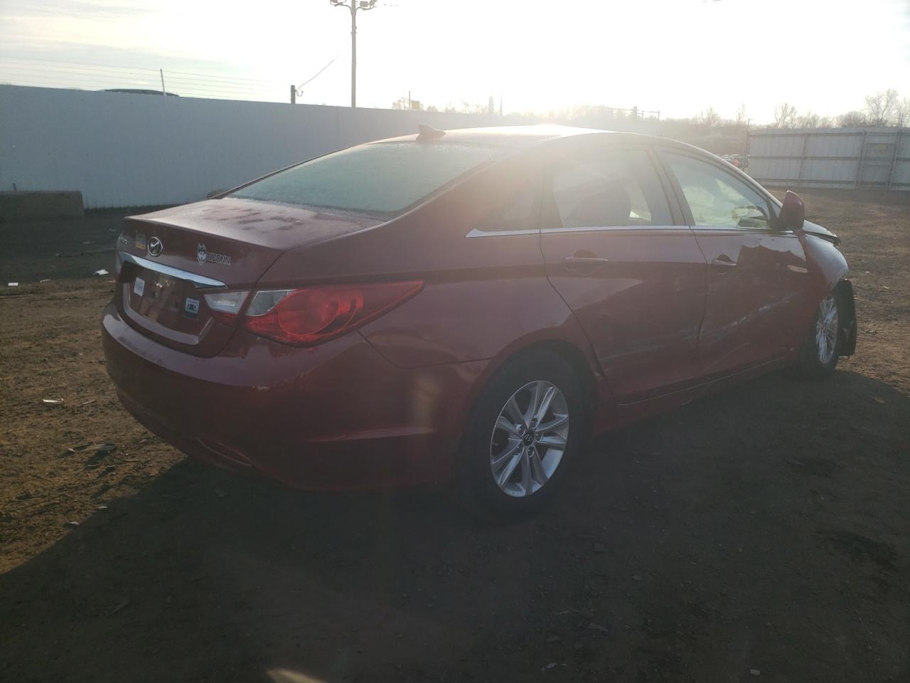 Photo 2 VIN: 5NPEB4AC3DH543335 - HYUNDAI SONATA 