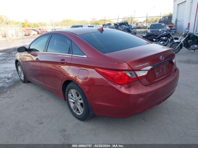 Photo 2 VIN: 5NPEB4AC3DH551127 - HYUNDAI SONATA 