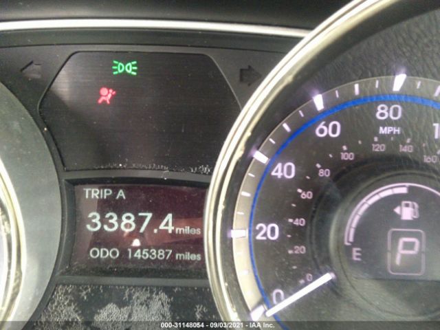 Photo 6 VIN: 5NPEB4AC3DH554870 - HYUNDAI SONATA 