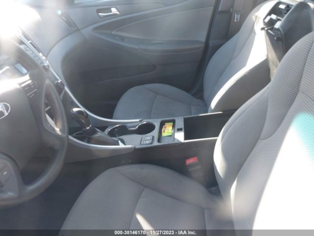 Photo 5 VIN: 5NPEB4AC3DH575556 - HYUNDAI SONATA 