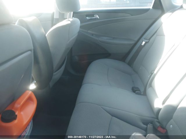 Photo 8 VIN: 5NPEB4AC3DH575556 - HYUNDAI SONATA 