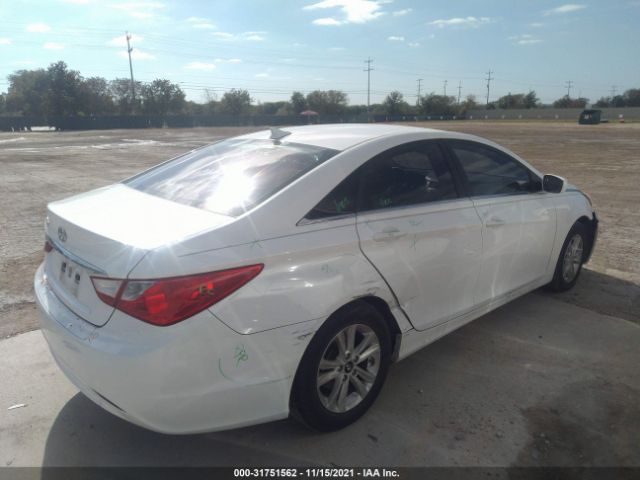 Photo 3 VIN: 5NPEB4AC3DH575668 - HYUNDAI SONATA 