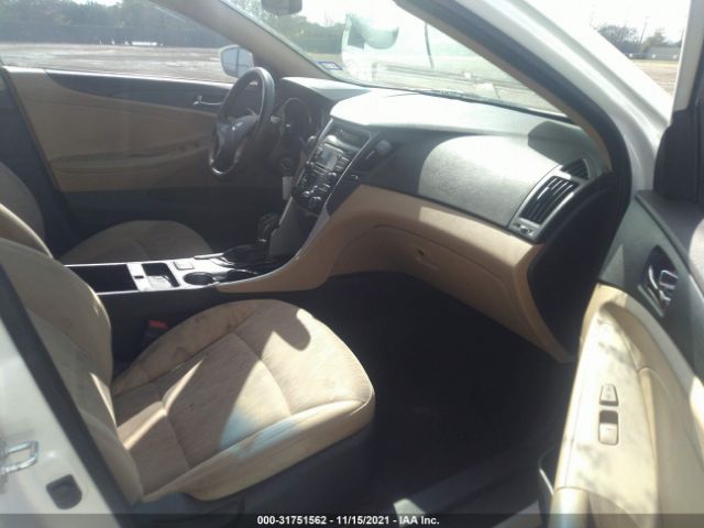 Photo 4 VIN: 5NPEB4AC3DH575668 - HYUNDAI SONATA 