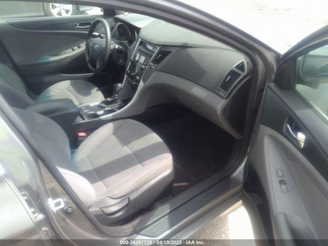 Photo 4 VIN: 5NPEB4AC3DH576416 - HYUNDAI SONATA 