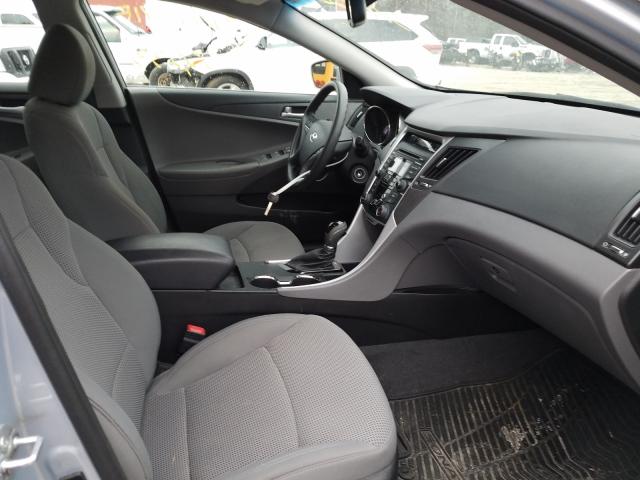 Photo 4 VIN: 5NPEB4AC3DH577730 - HYUNDAI SONATA GLS 