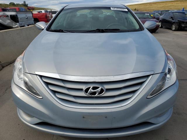 Photo 4 VIN: 5NPEB4AC3DH590851 - HYUNDAI SONATA GLS 