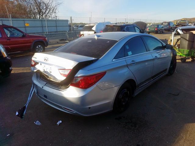 Photo 3 VIN: 5NPEB4AC3DH593703 - HYUNDAI SONATA GLS 