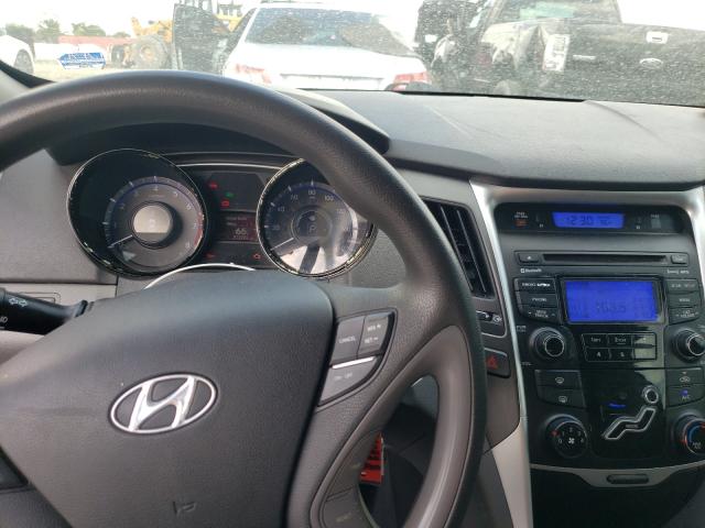 Photo 8 VIN: 5NPEB4AC3DH628398 - HYUNDAI SONATA GLS 