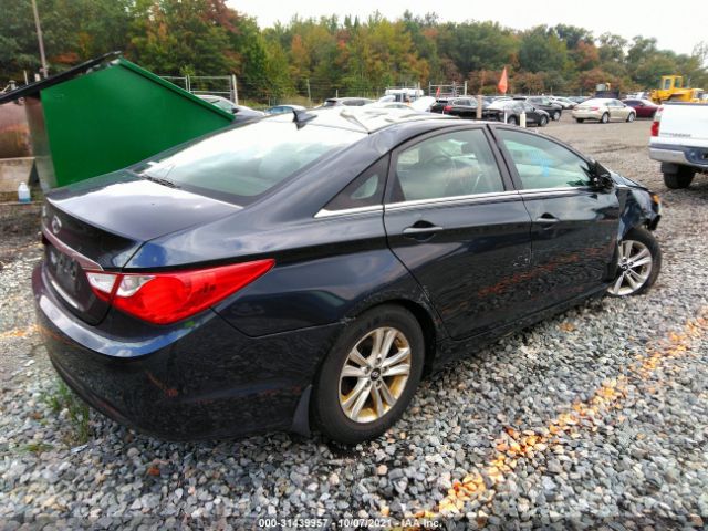 Photo 3 VIN: 5NPEB4AC3DH644729 - HYUNDAI SONATA 