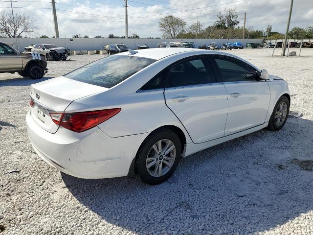 Photo 2 VIN: 5NPEB4AC3DH658842 - HYUNDAI SONATA GLS 