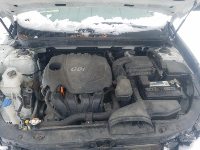 Photo 6 VIN: 5NPEB4AC3DH663099 - HYUNDAI SONATA GLS 