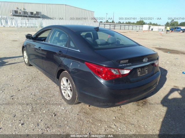 Photo 2 VIN: 5NPEB4AC3DH666357 - HYUNDAI SONATA 